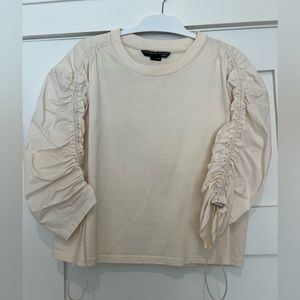 Veronica Beard size Large (8/10)  in cream with shirred long sleeves